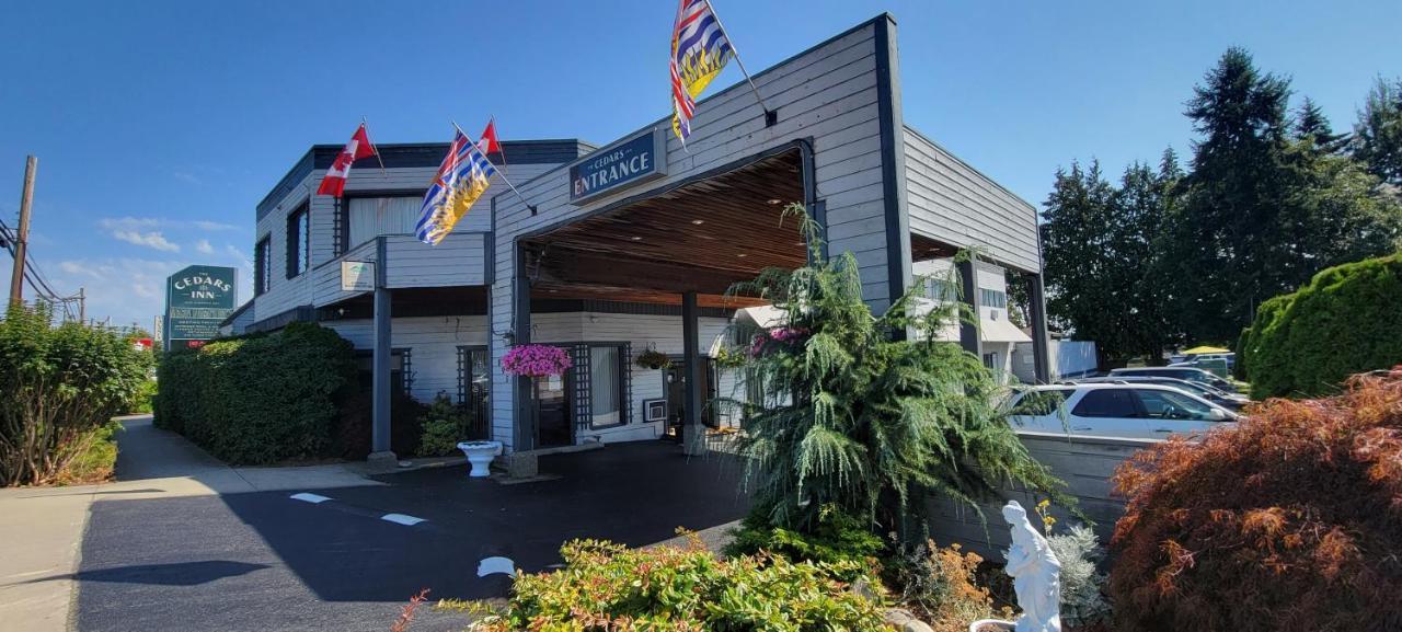 The Cedars Inn Hotel & Convention Centre กิบสันส์ ภายนอก รูปภาพ